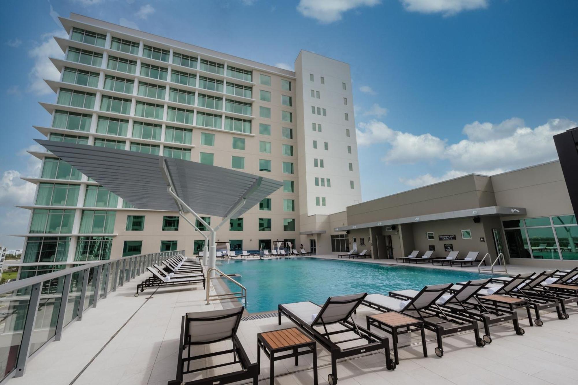 แมริออท ฟอร์ต ลอเดอร์เดล แอร์พอร์ต Hotel ดาเนียบีช ภายนอก รูปภาพ